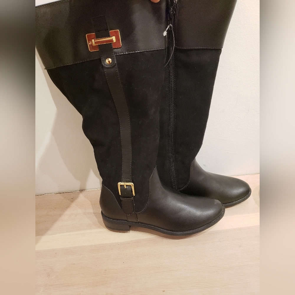 Boots size 5.5 M